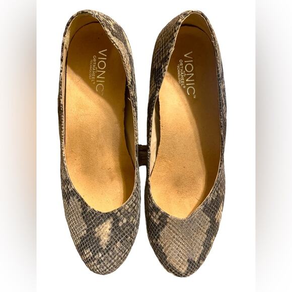 Vionic Wedge Heel Antonia Natural Snakeskin Orthotic Pump Size US 9 - Picture 3 of 6